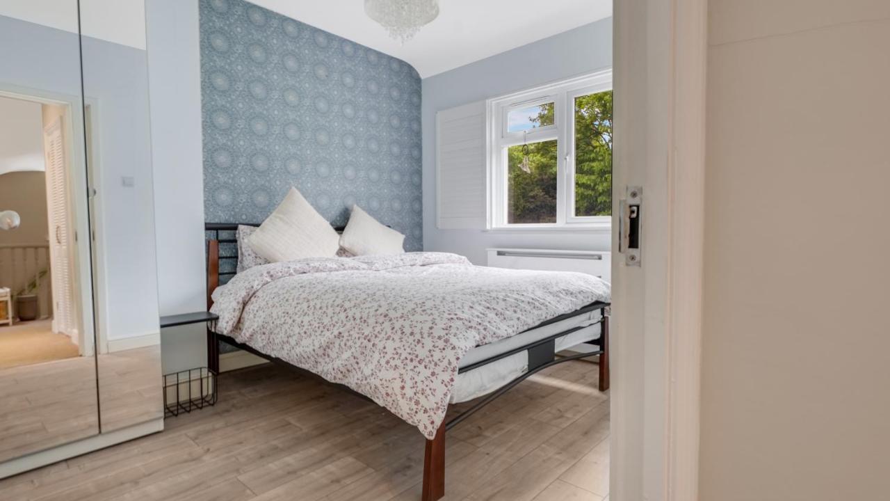 Cosy Luxurious Family Home London Kültér fotó